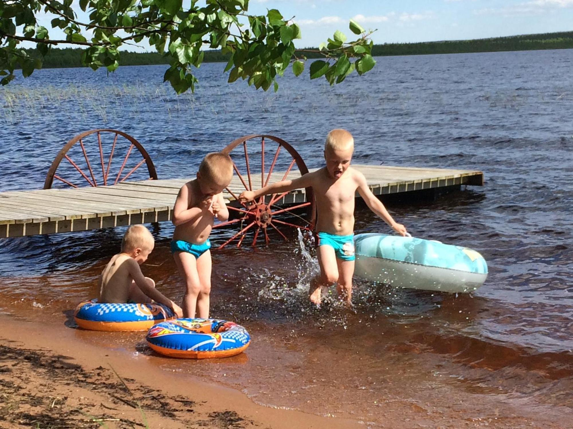 Ahosen Lomamoekit Villa Vikajarvi Luaran gambar