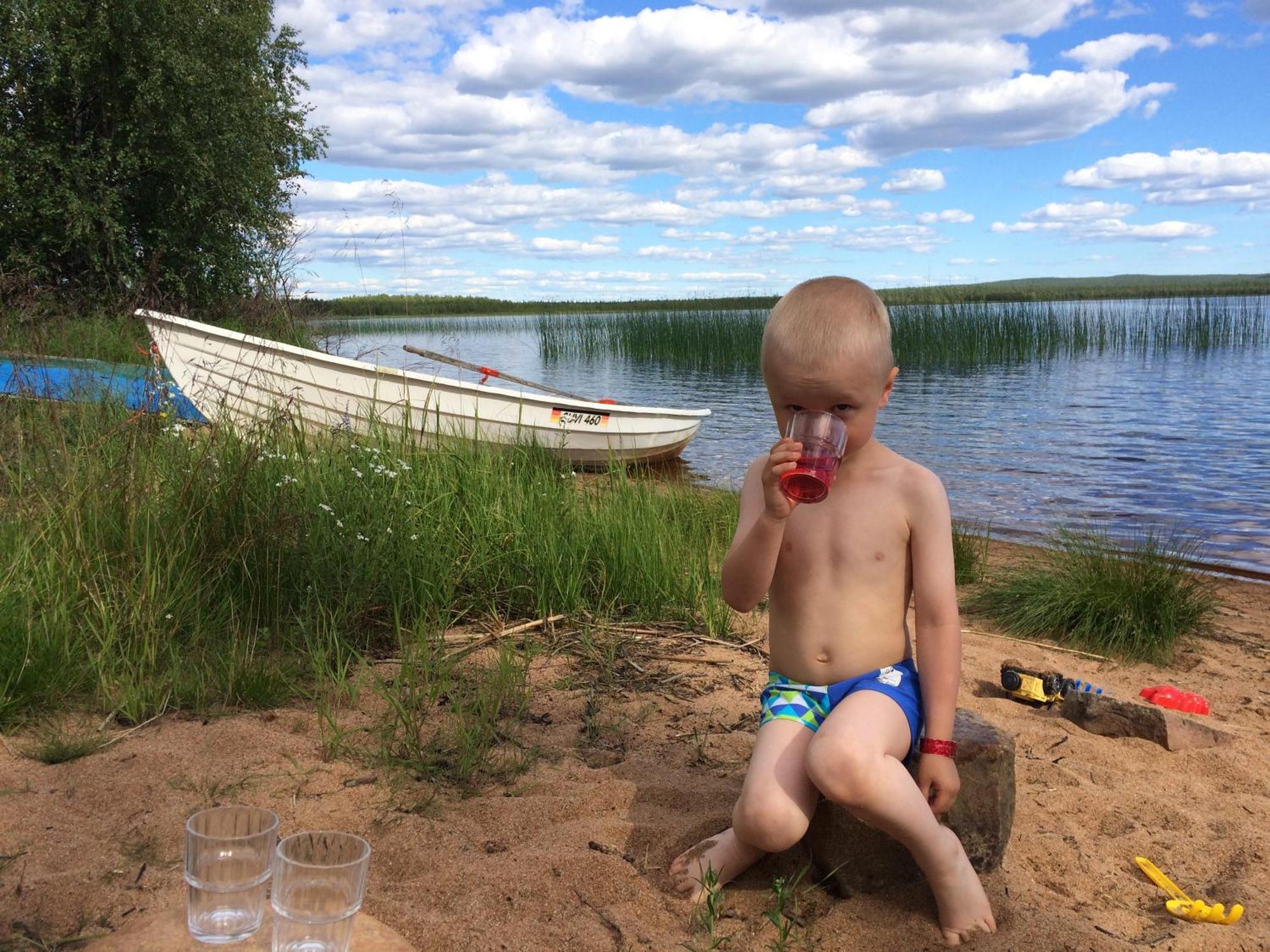 Ahosen Lomamoekit Villa Vikajarvi Luaran gambar