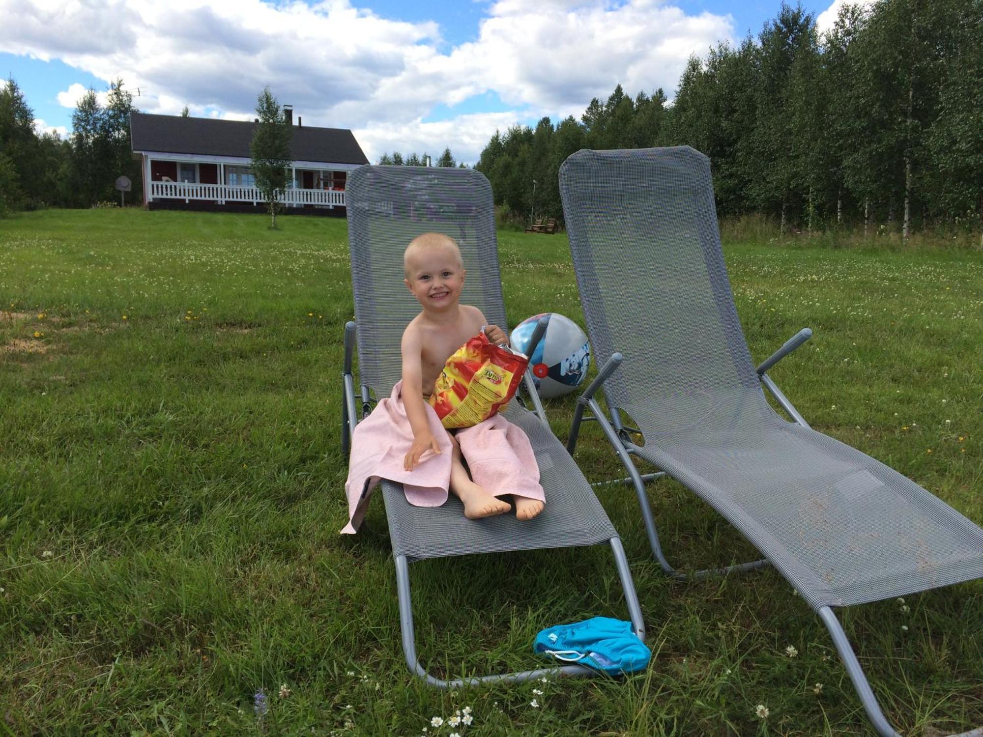 Ahosen Lomamoekit Villa Vikajarvi Luaran gambar
