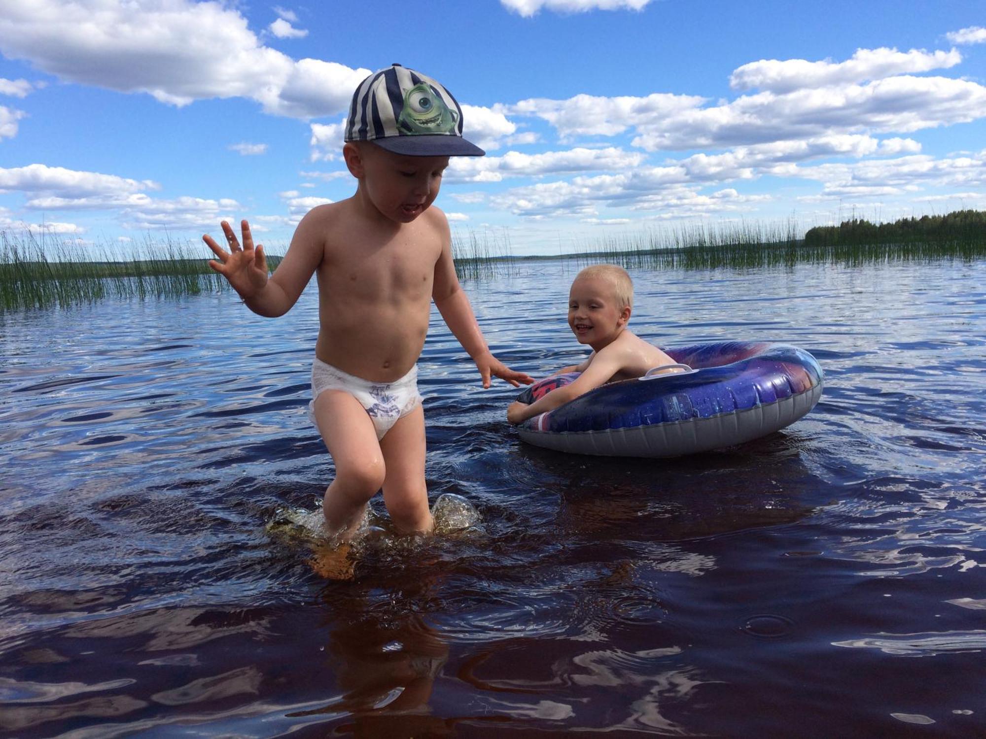 Ahosen Lomamoekit Villa Vikajarvi Luaran gambar